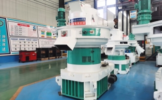 看這里！鋸末顆粒機粉料多的原因及改進方法！